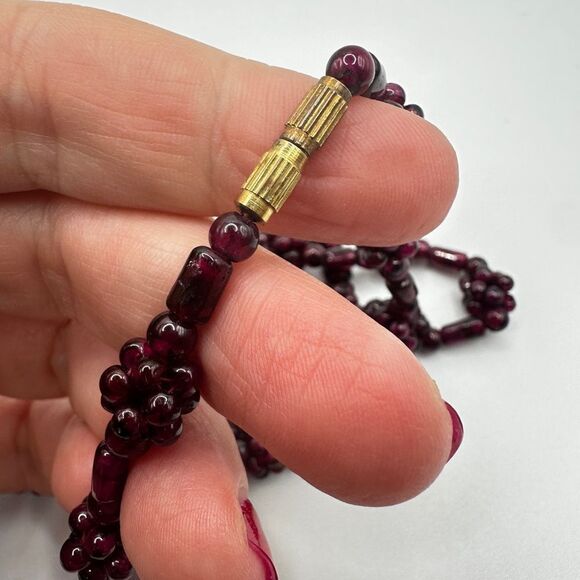 Vintage 23” genuine garnet cluster beaded necklace! - Picture 4 of 10